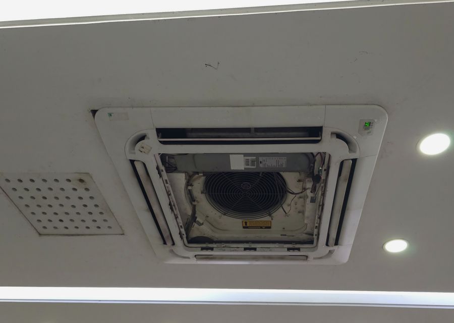 Deluxe Air Duct Cleaning Firm air duct cleaning work in Saugus MA