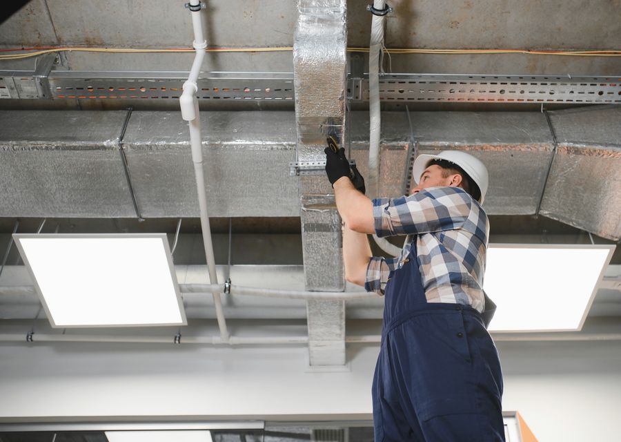 Advanta Clean air duct cleaning work in Newton MA
