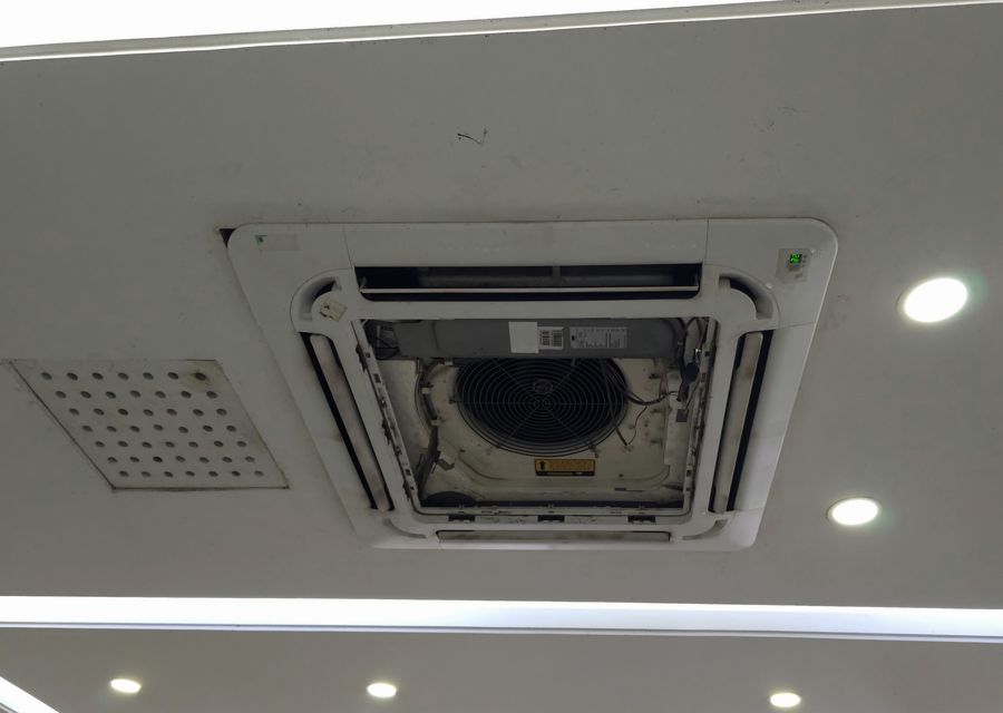 LuxAir Duct Solutions air duct cleaning work in Wheat Ridge CO
